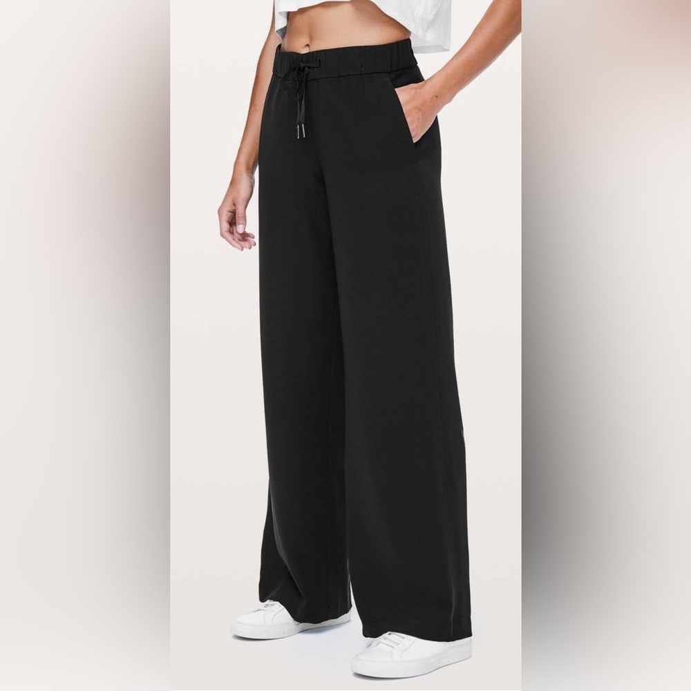 lululemon athletica Black Wide-Leg Pants